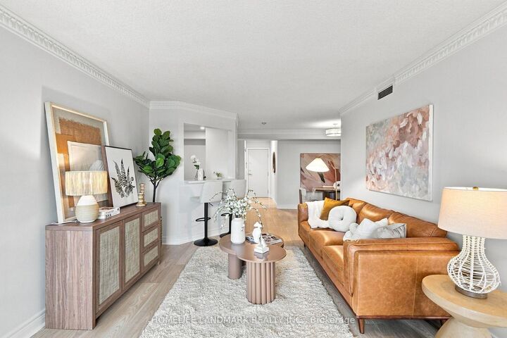 Property Photo: 5418 Yonge Street 1606 ON M2N 6X4