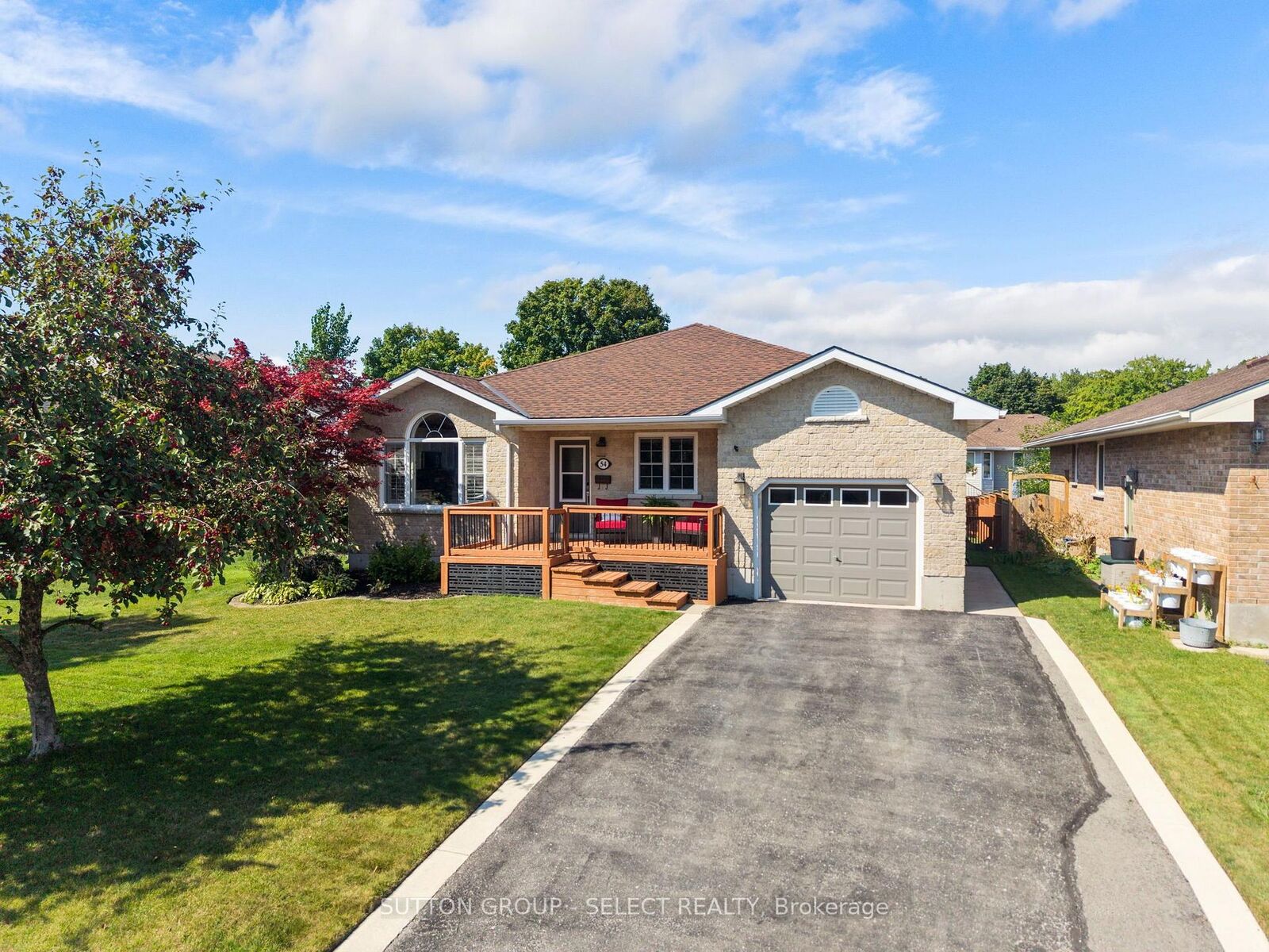 Property Photo:  54 Balvina Drive W  ON N7A 4L2 