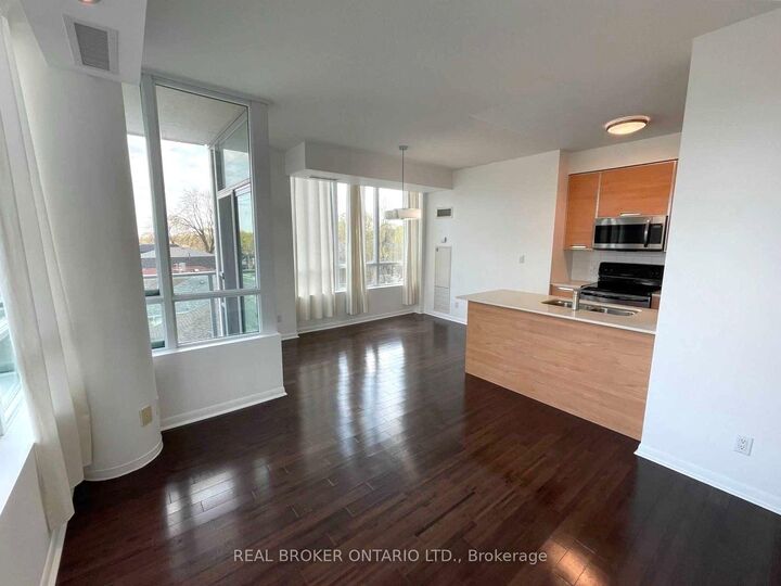 Property Photo:  3391 Bloor Street W 318  ON M8X 1G3 