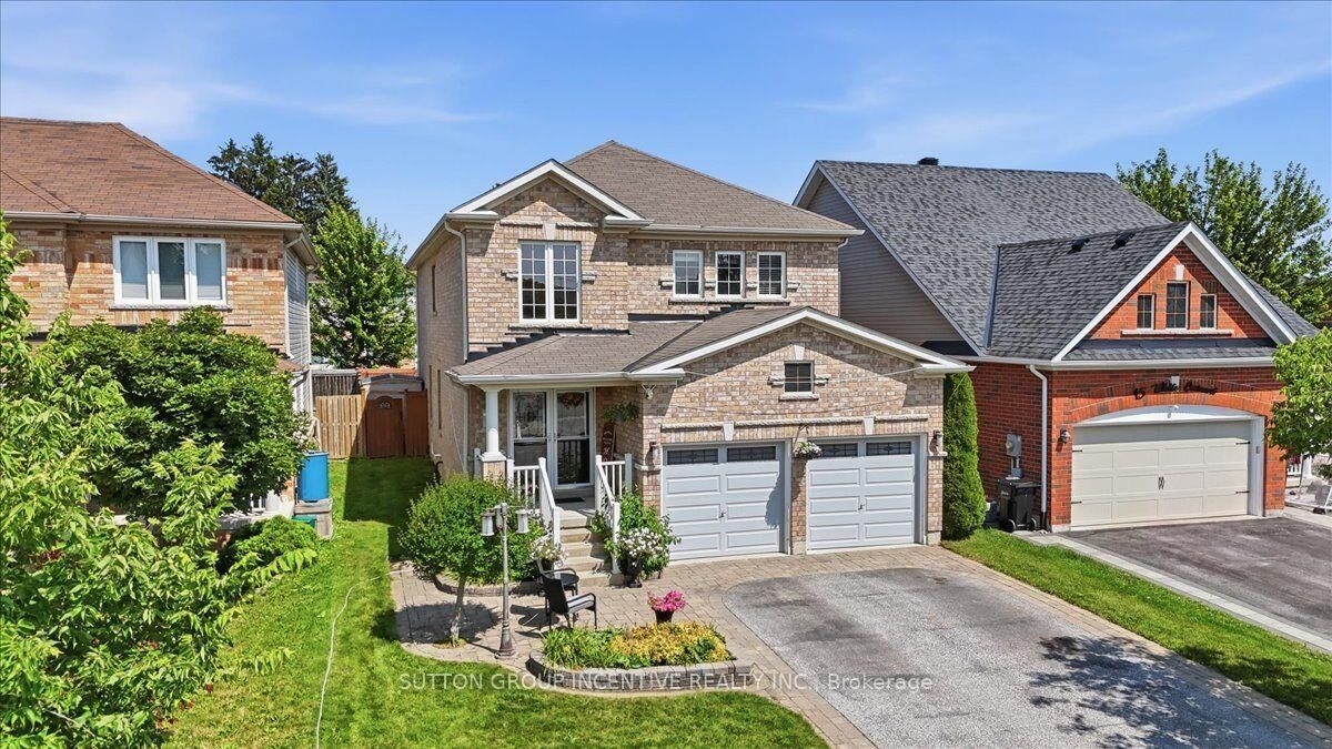 Property Photo:  17 White Crescent  ON L4N 5Z9 