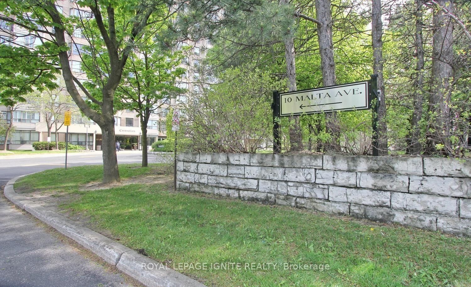 Property Photo:  10 Malta Avenue 503  ON L6Y 4G6 