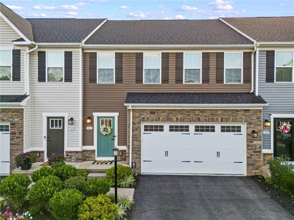 Property Photo: 161 Black Oak Ln PA 15057
