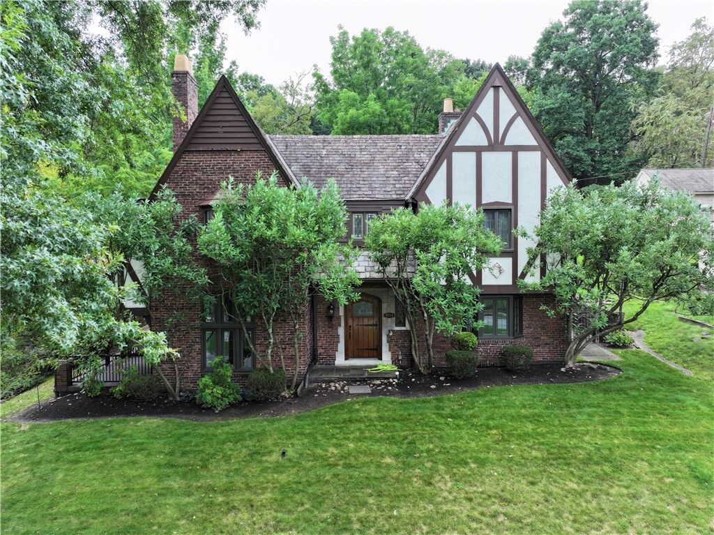 Property Photo: 1934 Ardmore Blvd PA 15221