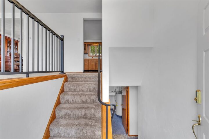 Property Photo:  1259 W Fir Dr  PA 15650 
