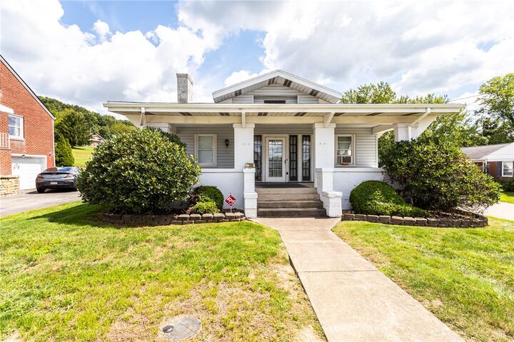 Property Photo:  700 N Main St  PA 15461 