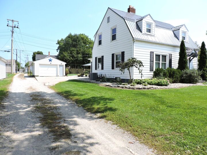 Property Photo: 216 N West Street OH 45885