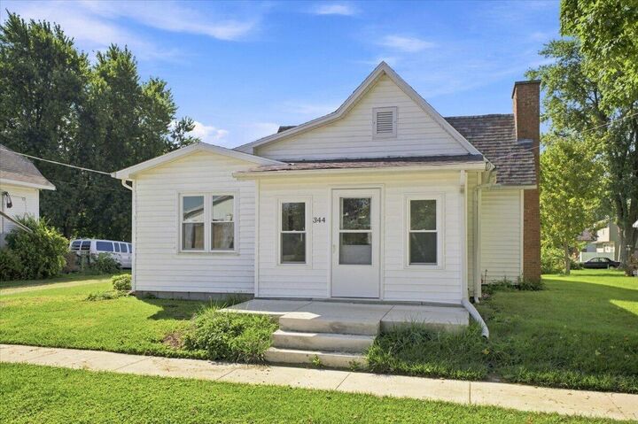 Property Photo: 344 State Street OH 43358