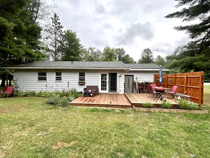 Property Photo:  226 Center Drive  MI 48653 