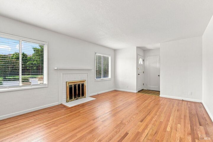 Property Photo: 1120 Clayton Court CA 94945