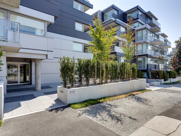 Property Photo:  8080 Oak Street 208  BC V6P 0N1 