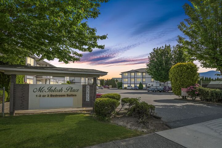 Property Photo:  45655 McIntosh Drive 202A  BC V2P 6V4 