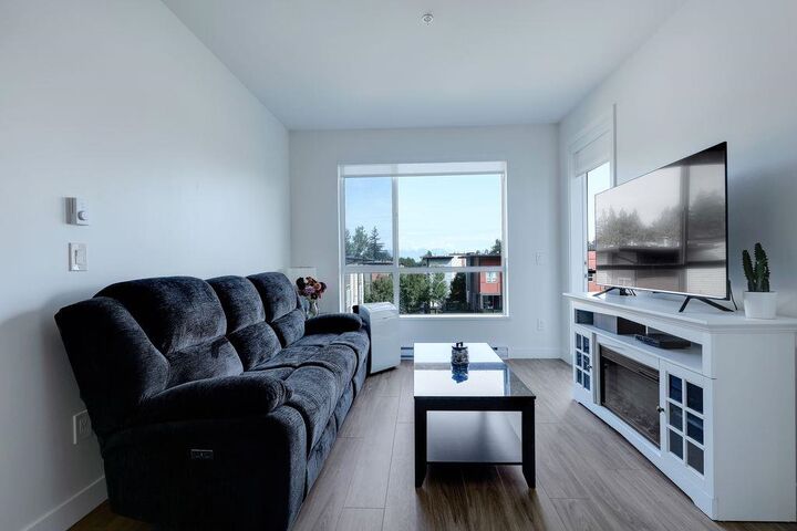 Property Photo:  18811 72 Avenue 301  BC V4N 6W7 
