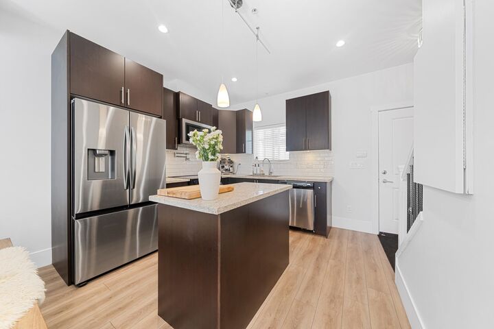 Property Photo: 368 Ellesmere Avenue 223 BC V5B 3S9