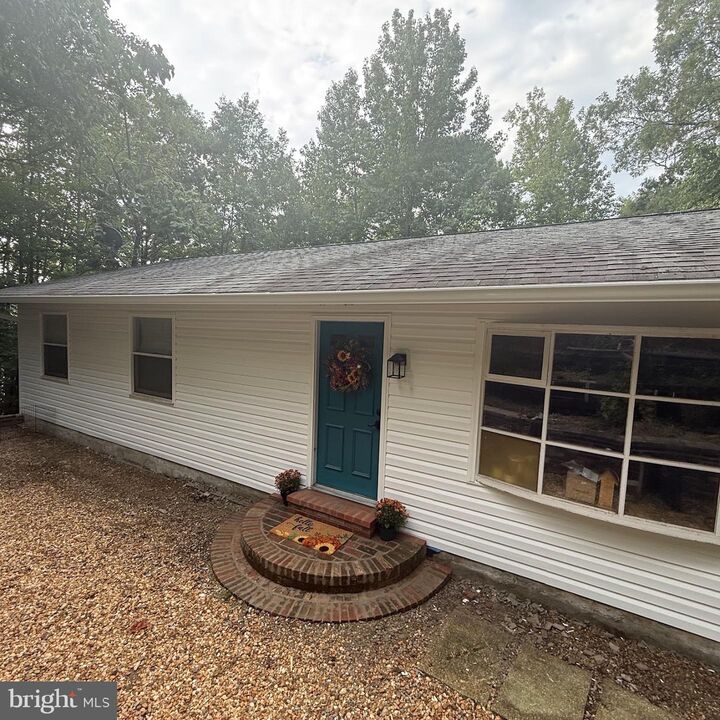 Property Photo: 11522 Stirrup Lane MD 20657