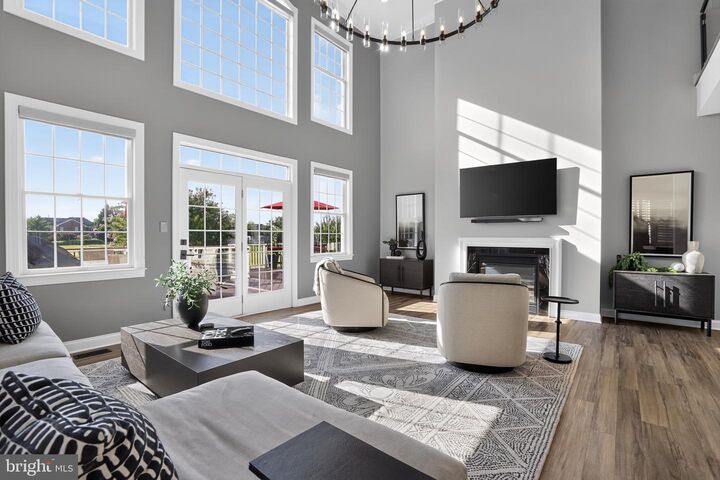 Property Photo:  19816 Bethpage  VA 20147 