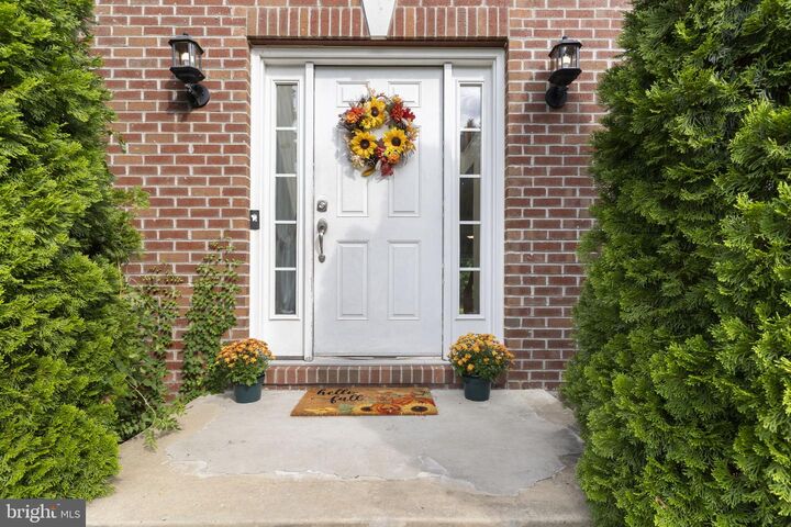Property Photo:  20851 Autumn Mill Court  MD 20653 