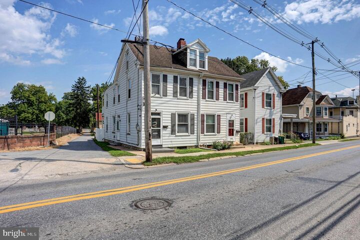 Property Photo:  130 N Franklin Street  PA 17201 