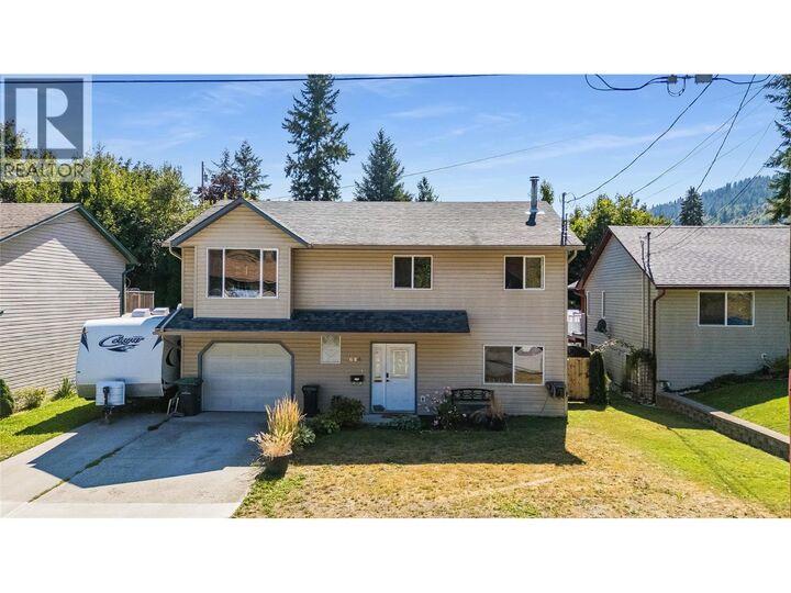 Property Photo:  644 8th Street  BC V1N 4X1 
