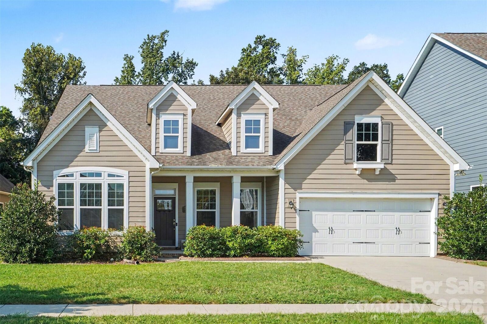 Property Photo: 1613 Painted Horse Drive NC 28079
