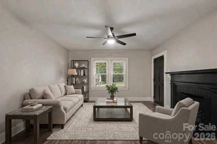 Property Photo:  1521 Blackwood Street  NC 28052 