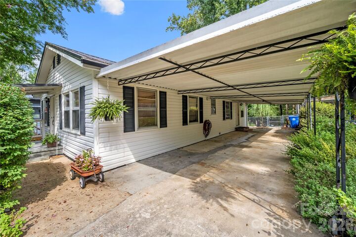 Property Photo:  2 Bostic Place  NC 28803 