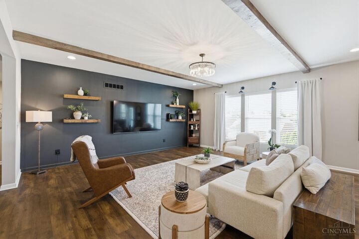 Property Photo: 5235 Peterborough Drive OH 45002