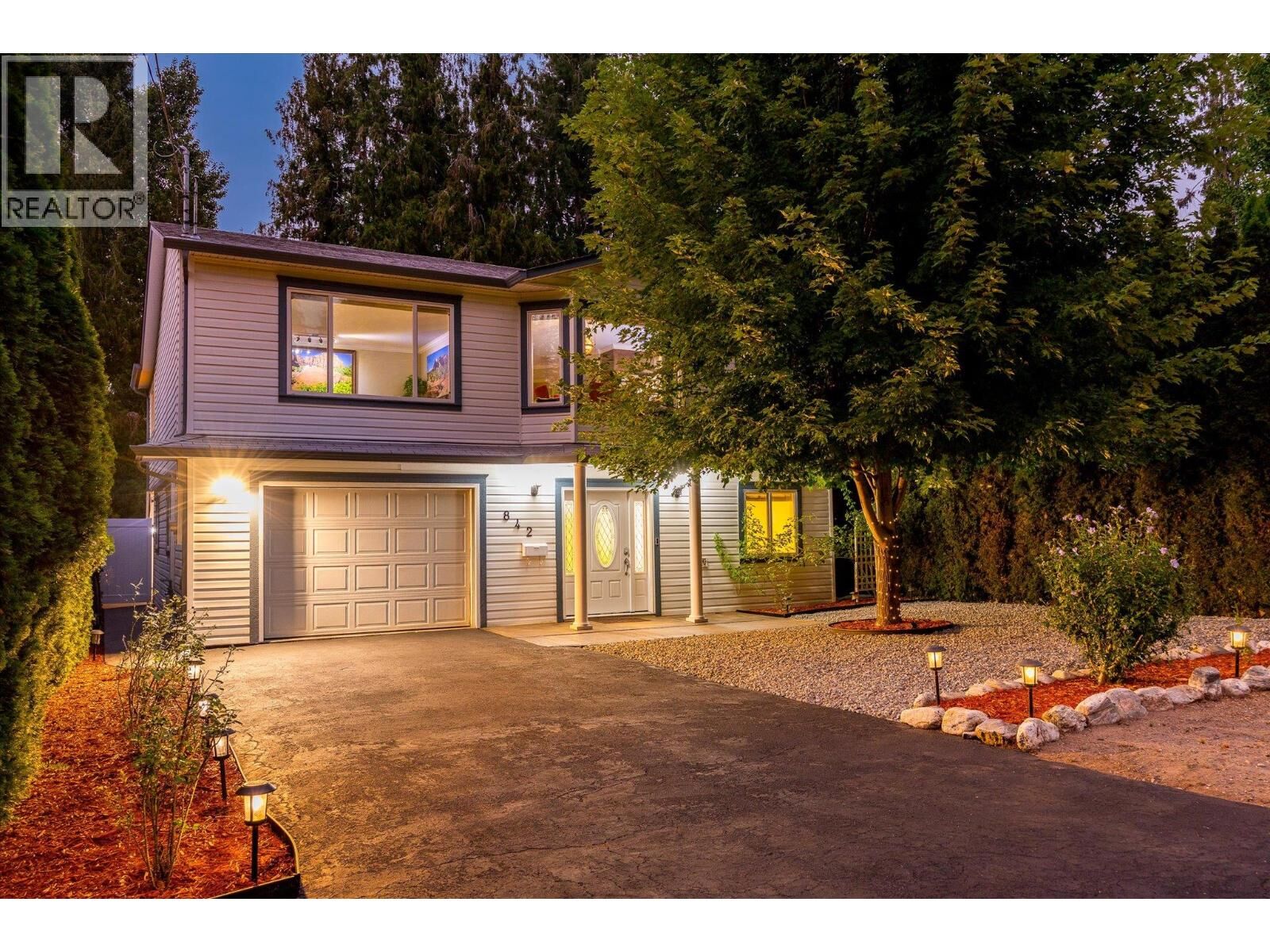 Property Photo:  842 Raymer Road  BC V1W 1J8 