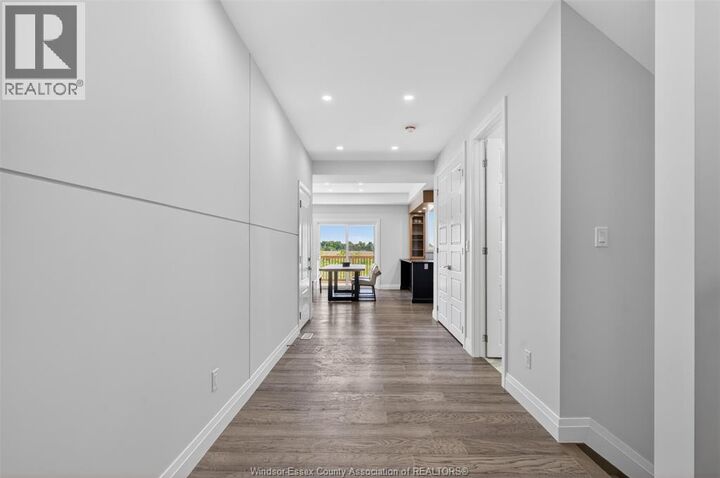Property Photo:  116 Bear Street  ON N8M 0A9 
