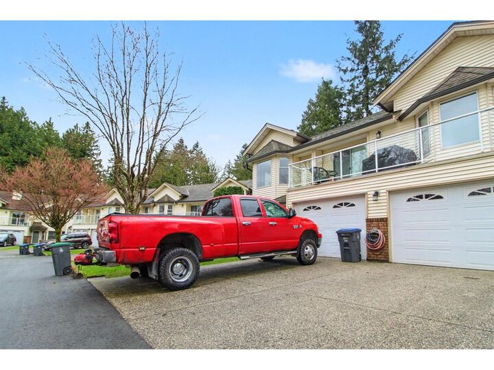 Property Photo:  6841 138 Street 118  BC V3W 7T9 