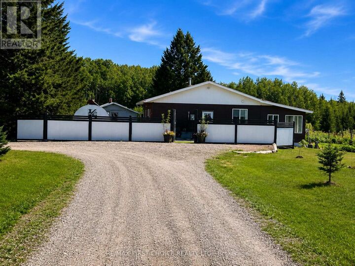 Photo de la propriété: Lauzon Road ON P0W 1K0