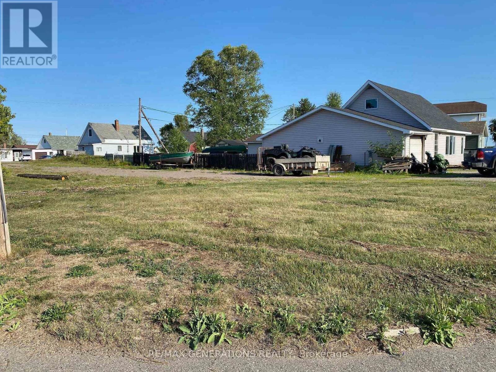 Property Photo:  19 Birch Crescent  ON P0T 2W0 