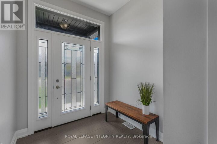 Property Photo:  400 Colmar Street  ON K0A 1W0 