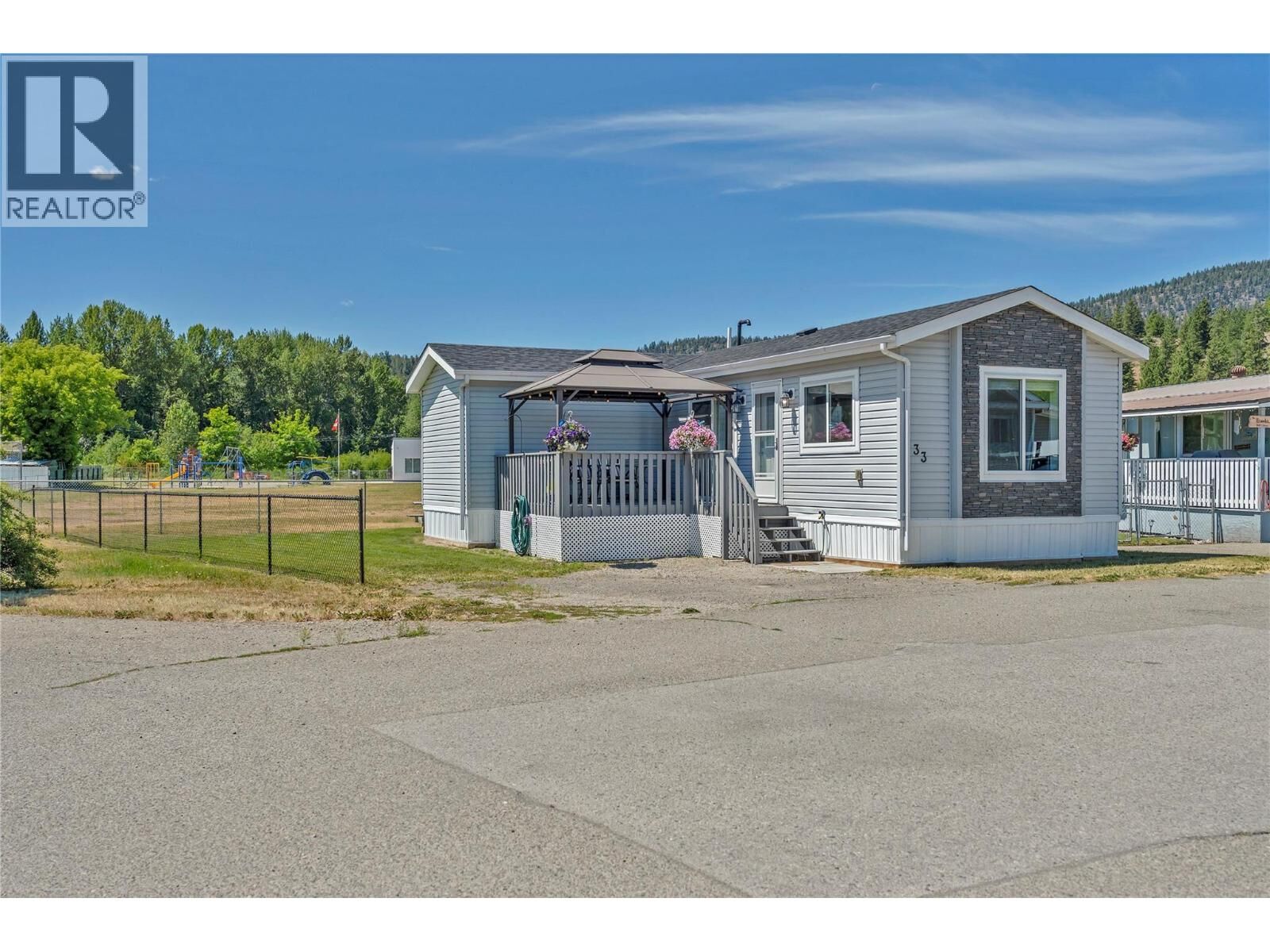 Property Photo: 473 Corina Ave Other 33 BC V0X 1W0