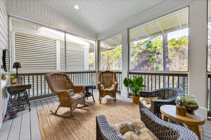 Property Photo:  4375 Bahia Lane  FL 32541 