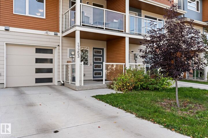Property Photo:  17253 9A Avenue SW  AB T6W 3V5 