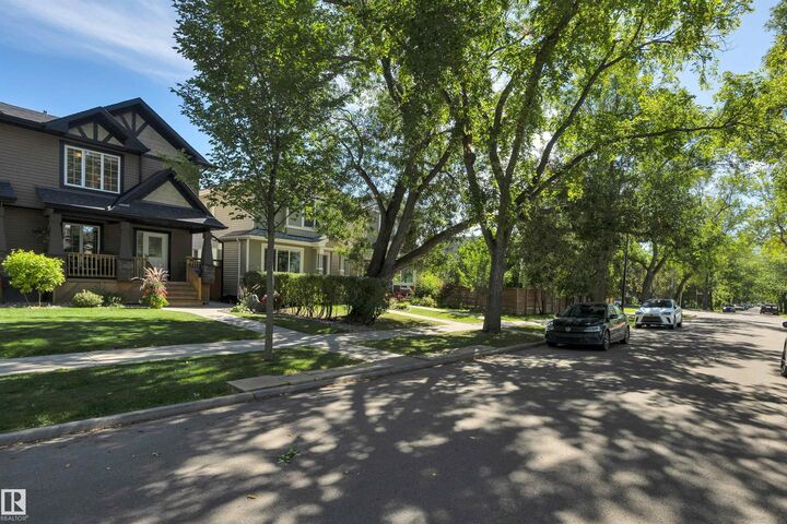 Property Photo:  11317 123 Street NW  AB T5M 0G1 