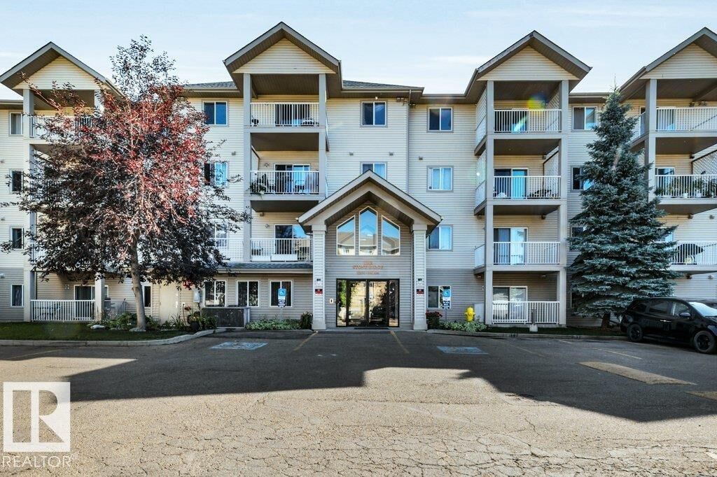 Property Photo:  12550 140 Avenue NW 122  AB T5X 6J4 