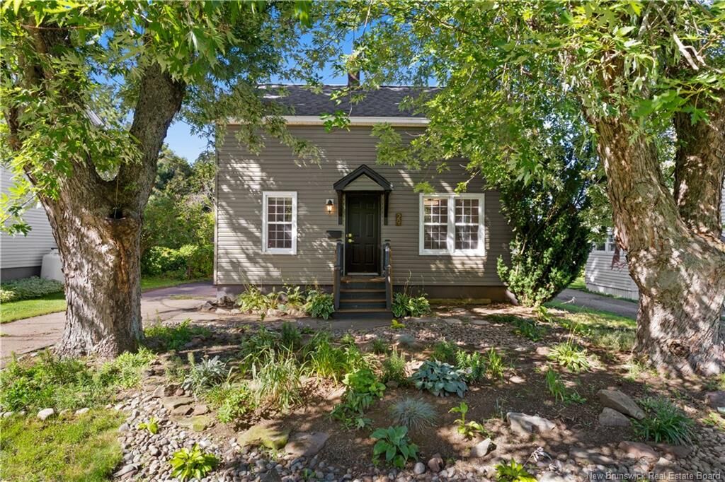 Property Photo:  29 Wilmot Avenue  NB E1B 1V7 