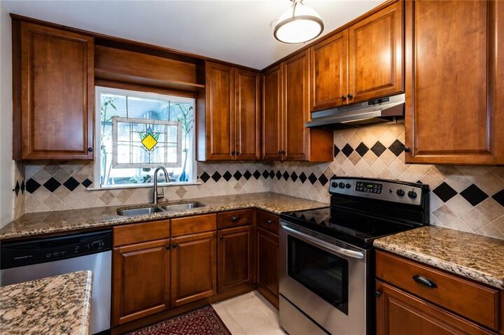 Property Photo: 14 Cantey Place NW GA 30327