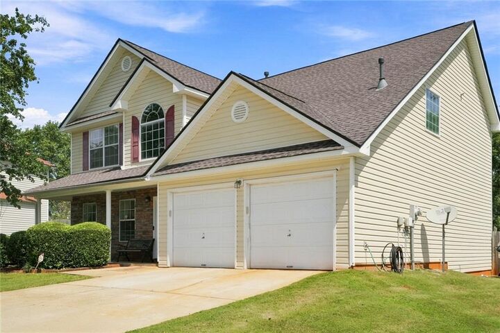 Property Photo:  210 Spring Lake Terrace  GA 30016 