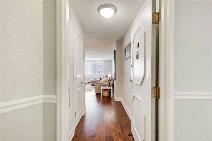 Property Photo: 2479 Peachtree Road NE 304 GA 30305