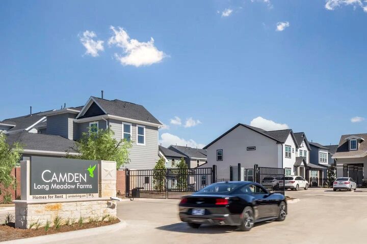 Property Photo:  5300 Berkley Knoll Circle 0164  TX 77407 