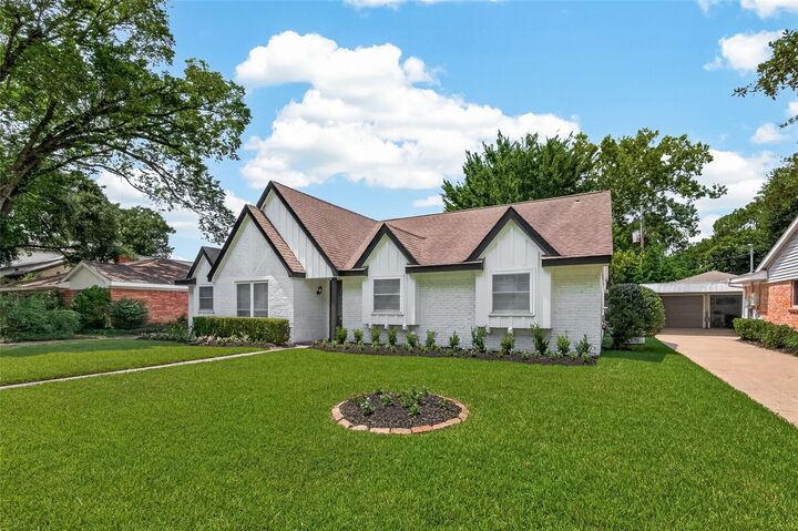 Property Photo:  5946 Valkeith Drive  TX 77096 