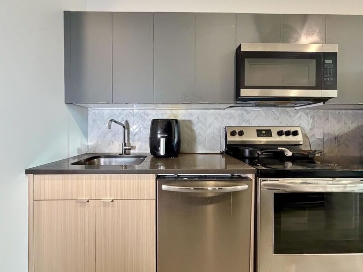 Property Photo: 327 Communipaw Ave 304 NJ 07304
