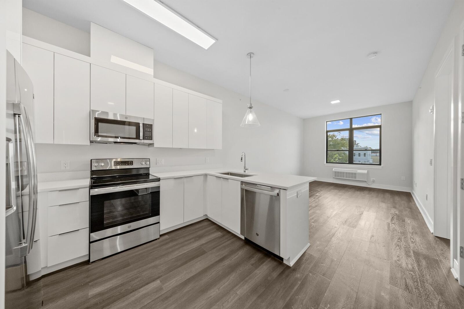 Property Photo:  121 34th St 315  NJ 07087-5902 