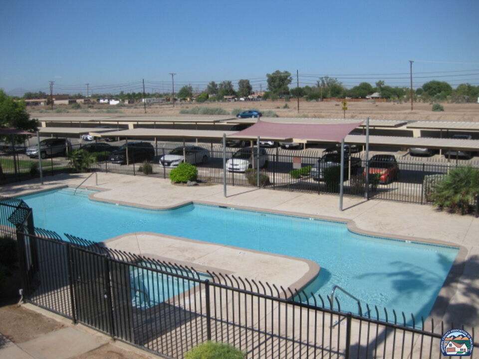 Property Photo:  1100   Rodeo Dr 757  CA 92251 