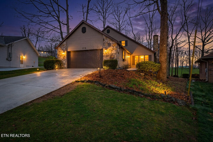 Property Photo:  170 Baltusrol Rd  TN 38558 