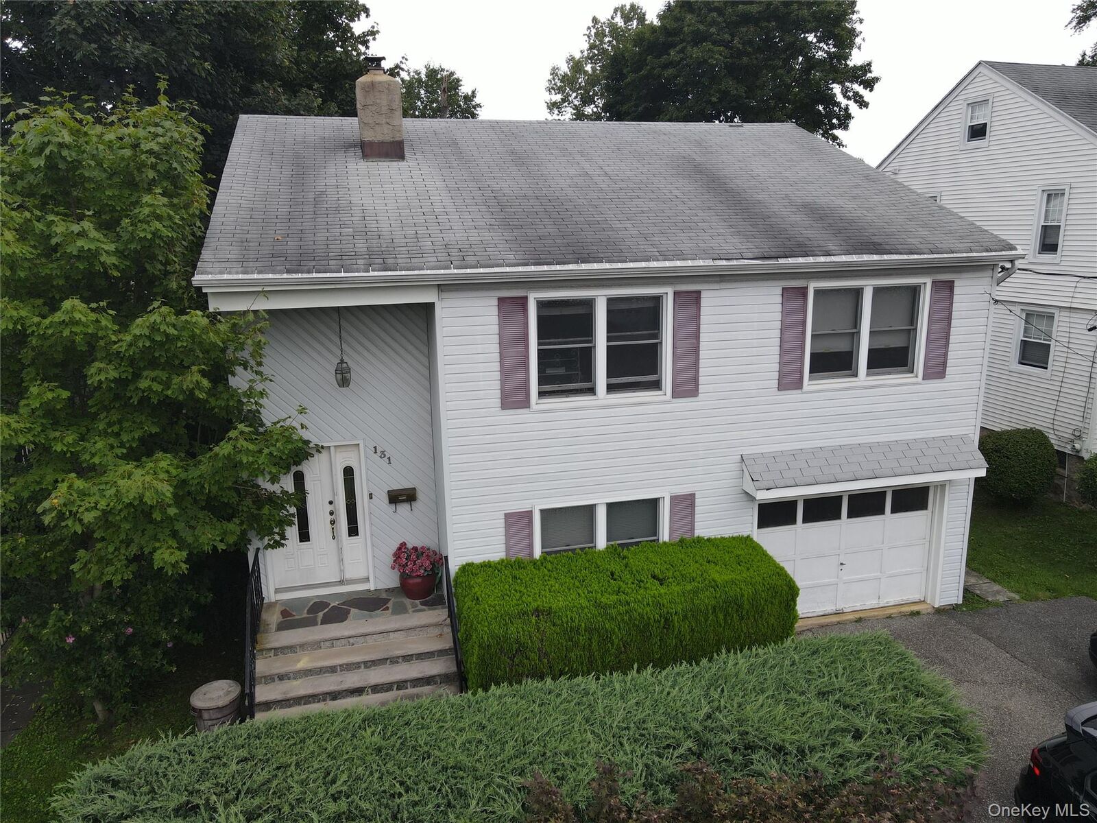 Property Photo:  131 Frank Avenue  NY 10543 