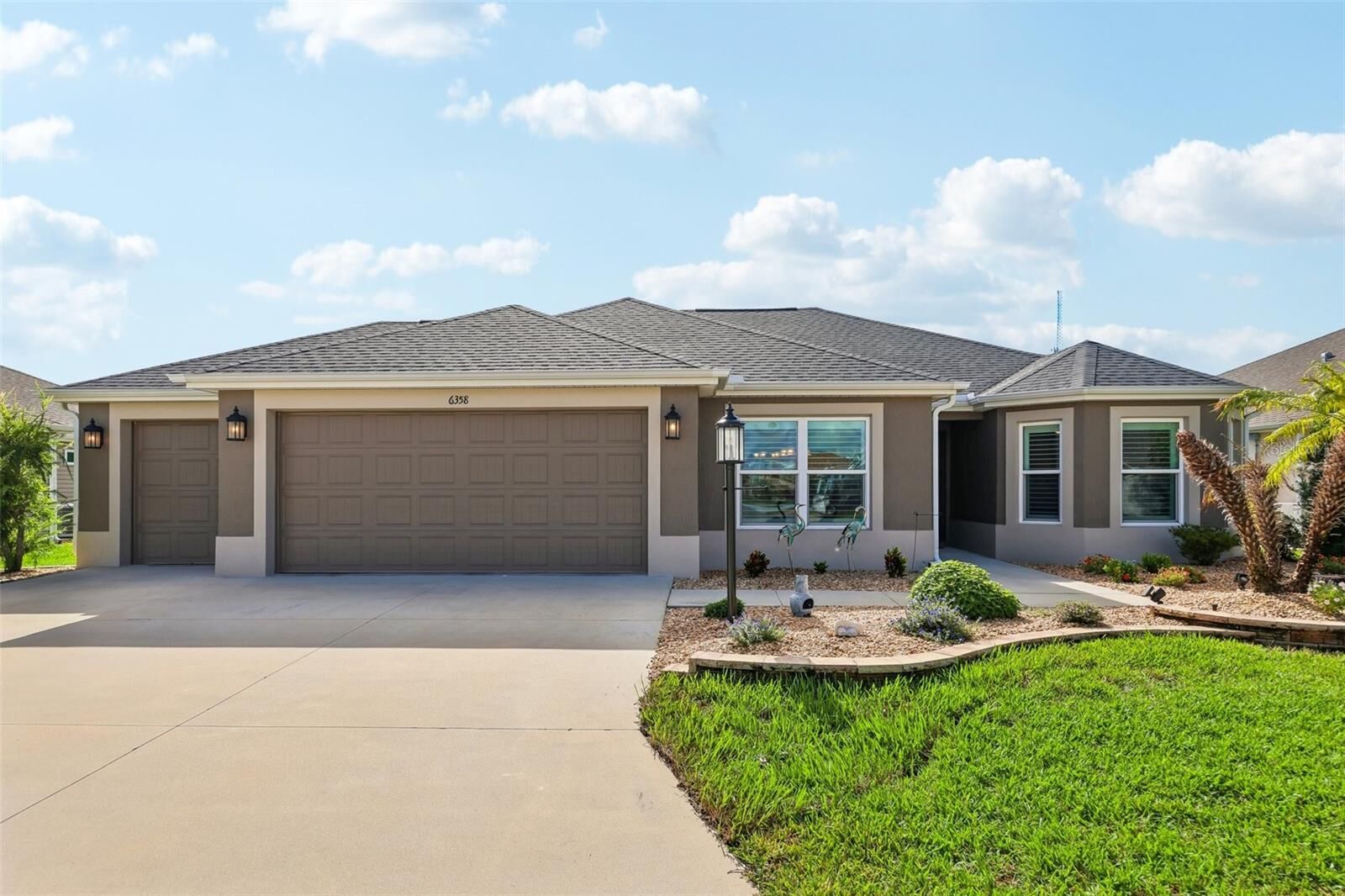Property Photo:  6358 Merhottein Loop  FL 32163 