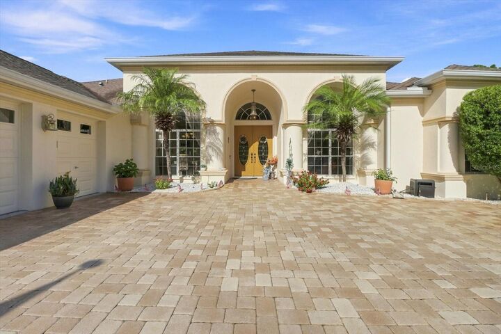 Property Photo: 564 N Afterglow Circle FL 34429